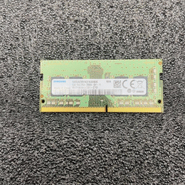 ノーブランド 〔中古〕DDR4 2666 8GB ノート用メモリ（中古1ヶ月保証