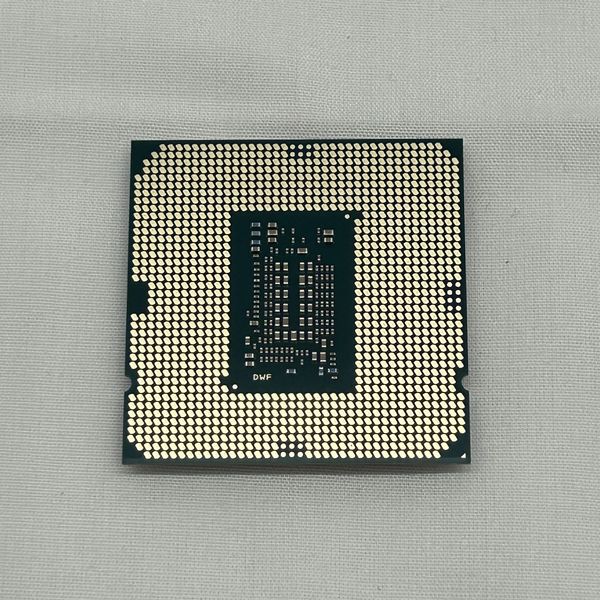 Intel 〔中古〕インテル® Core™ i3 10105F プロセッサー 〔3.7GHz／LGA