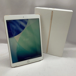 APPLE 〔中古〕iPad 第8世代 128GB シルバー MYLE2J／A Wi-Fi（中古1