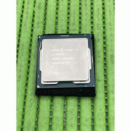 Intel 〔中古〕インテル® Core™ i7 プロセッサー 9700K 〔3.6GHz／LGA