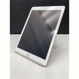 APPLE 〔中古〕iPad(第6世代) 32GB MR6P2J/A Silver docomoSIMロック有