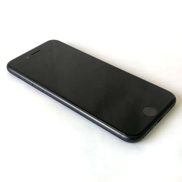 人気特価 ヤフオク! - NNCK2J/A iPhone 7 128GB ブラック do セール100%新品