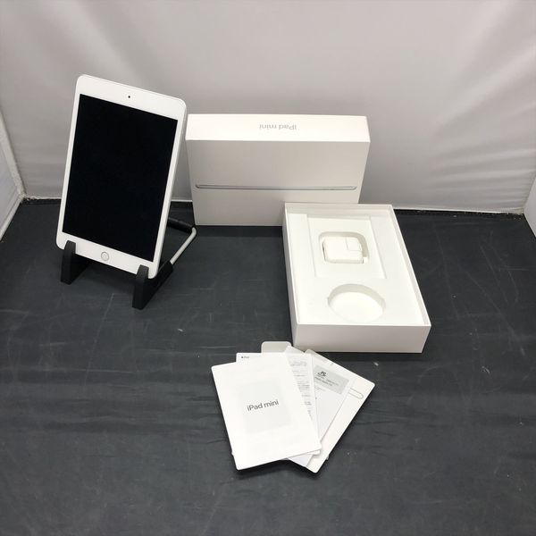 第5世代 iPad mini 256GB シルバー SIMフリー