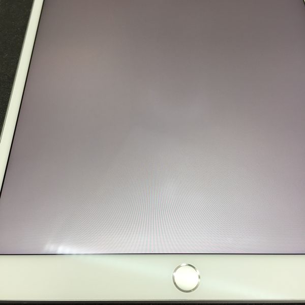 APPLE 〔中古〕iPad Air3 第3世代 Cellular GB シルバー MV0E2J/A au