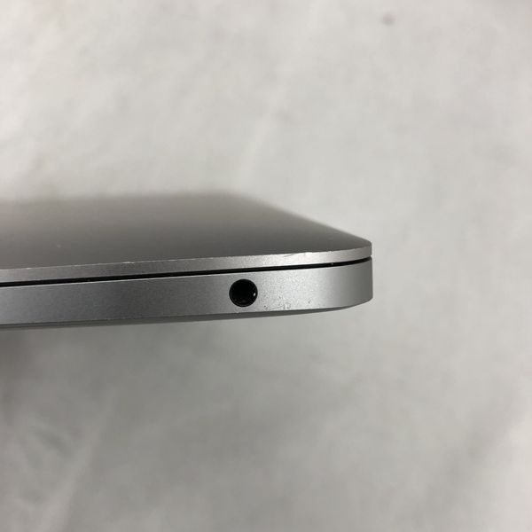 APPLE 〔中古〕MacBook Air (Retina, 13-inch, 2019) A1932（中古保証3