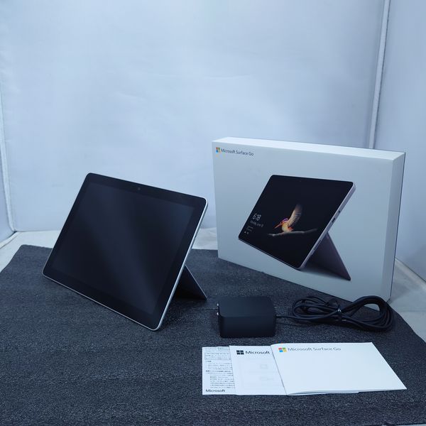 【新品未使用】　Surface Go MHN-00017  【Officeなし】