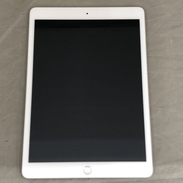 【新品未開封】iPad 第８世代 32G wi-fiモデル Silver