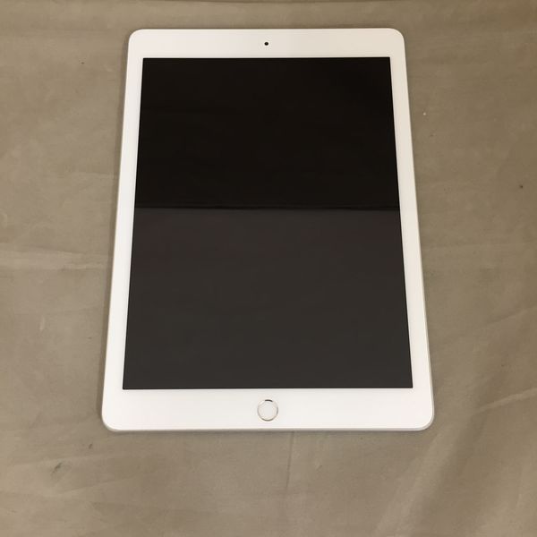 APPLE 〔中古〕iPad (第6世代) Wi-Fiﾓﾃﾞﾙ 128GB ｼﾙﾊﾞｰ MR7K2J/A（中古 ...