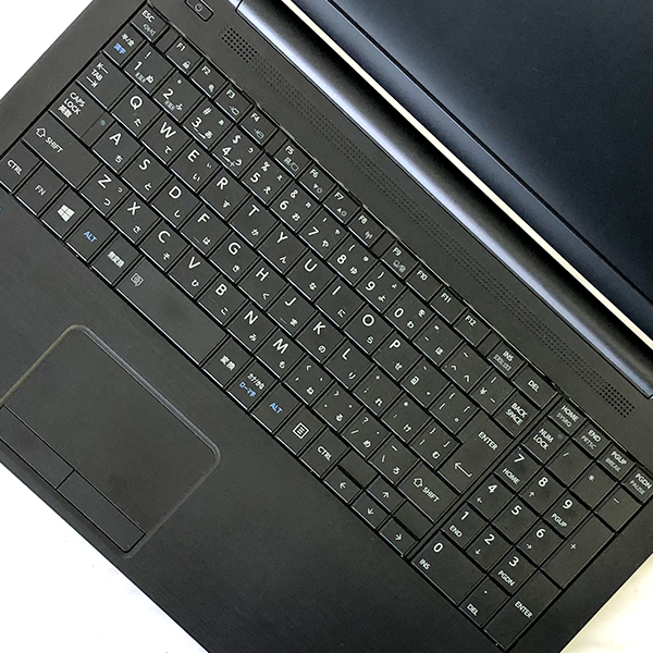 東芝ノートパソコン i5（中古）、4GBのメモリ、SSD128GB、13.3画面