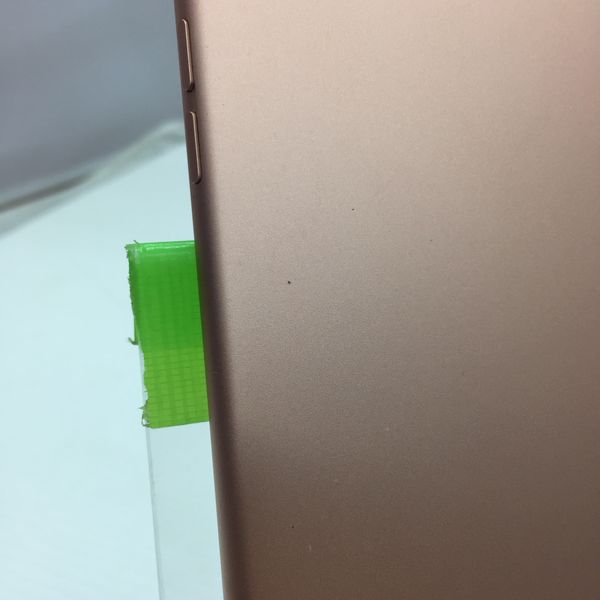 Apple iPad 第5世代 64GB ゴールド MUX72J／A au iPad mini 5 Wi-Fi + Cellular 64GB - ゴールド [整備済製品
