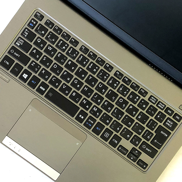 TOSHIBA 〔中古〕 dynabook R63/D / インテル® Core™ i5 プロセッサー
