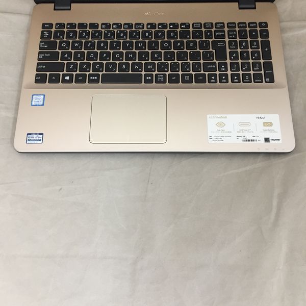 ASUS F542U i3 4GB 1TB HHD第7世代