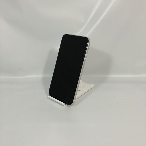 iPhone - 【美品】iPhone XR 64GB 本体 NT032J SIMロック解除品 APPLE 〔中古〕iPhone XR 64GB ホワイト MT032J/A au対応 SIM