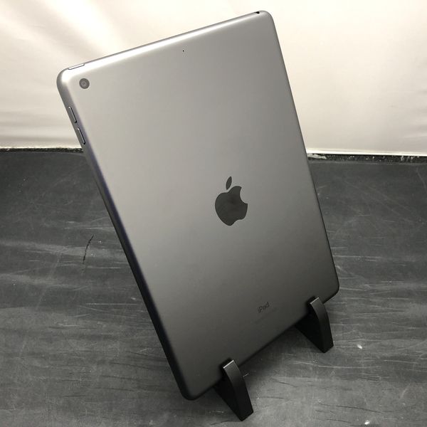 【極美品/未使用に近い】Apple iPad第9世代 Wi-Fi スペースグレイ