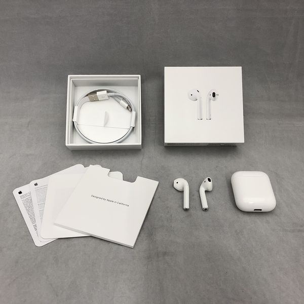 APPLE AirPods with Charging Case MV7N2J/