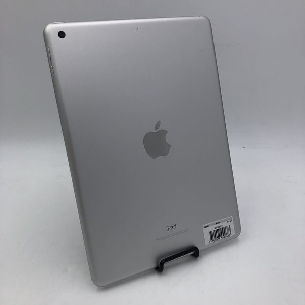 APPLE 〔中古〕iPad (第6世代) Wi-Fiﾓﾃﾞﾙ 32GB ｼﾙﾊﾞｰ MR7G2J/A（中古