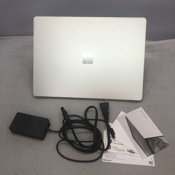 【美品】マイクロソフト Surface Laptop  D9P-00045