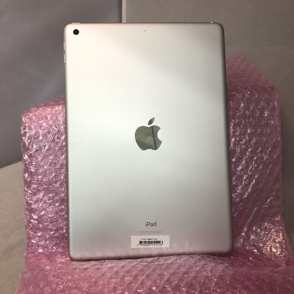 新品未開封 iPad 10.2 第9世代 Wi-Fi 64GB MK2L3J/A