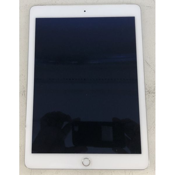 docomo iPad Air 2 64GB シルバー