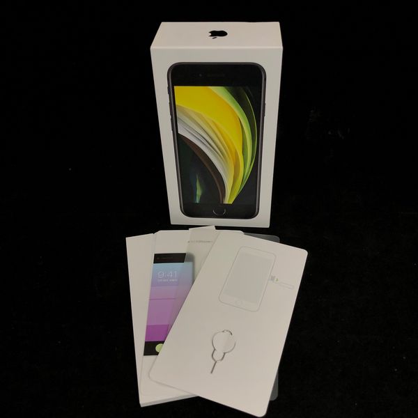 APPLE 〔中古〕iPhoneSE2 128GB 国内版SIMフリー端末（中古保証1ヶ月間