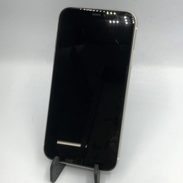 〔中古〕iPhone11 128GB ホワイト MWM22J/A au対応 SIMロック解除品(中古保証1ヶ月間)