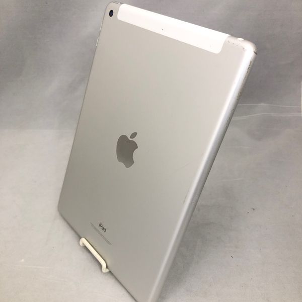 APPLE 〔中古〕iPad (第6世代) 32GB シルバー MR6P2J/A docomo SIM 