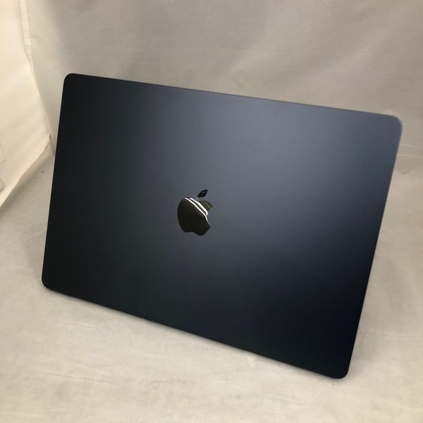 Apple MacBook Air M2 15インチ　未使用級 15インチMacBook Air [整備済製品] 8コアCPUと10コアGPUを搭載