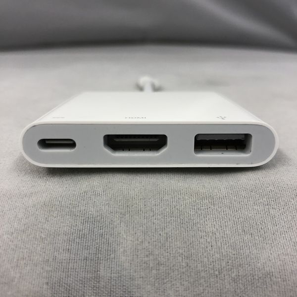 APPLE 〔中古〕USB-C Digital AV Multiportアダプタ (MUF82ZA/A