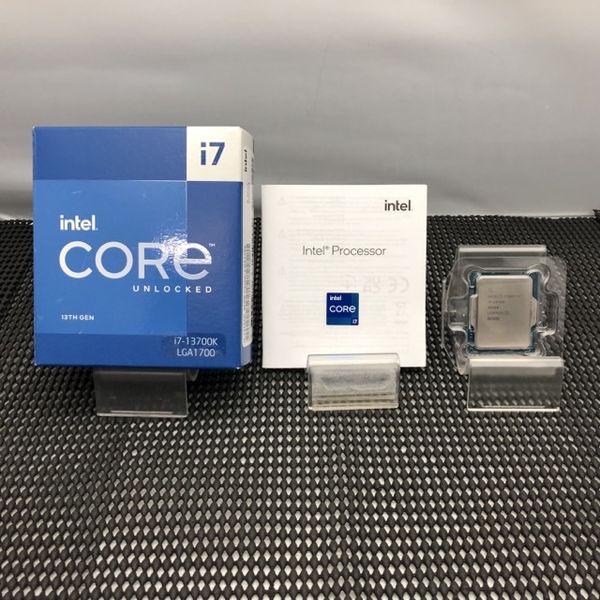 intel インテル CORE i7-13700K PC周辺機器 パソコンパーツ 未使用
