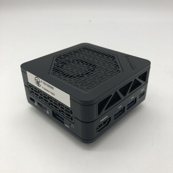 MINISFORUM 〔中古〕Minisforum EM680 Ryzen7 6800U/32GB MINISFORUM 〔中古〕Minisforum EM680 Ryzen7 6800U/32GB