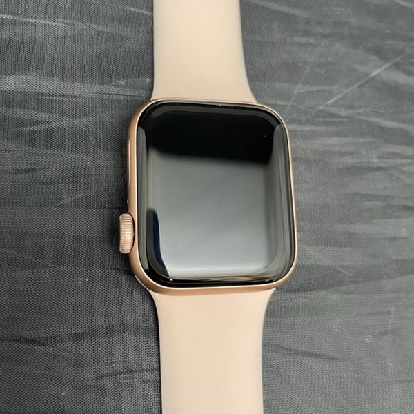 APPLE 〔中古〕Apple Watch SE GPSﾓﾃﾞﾙ 40mm MYDN2J/A（中古保証1ヶ月 