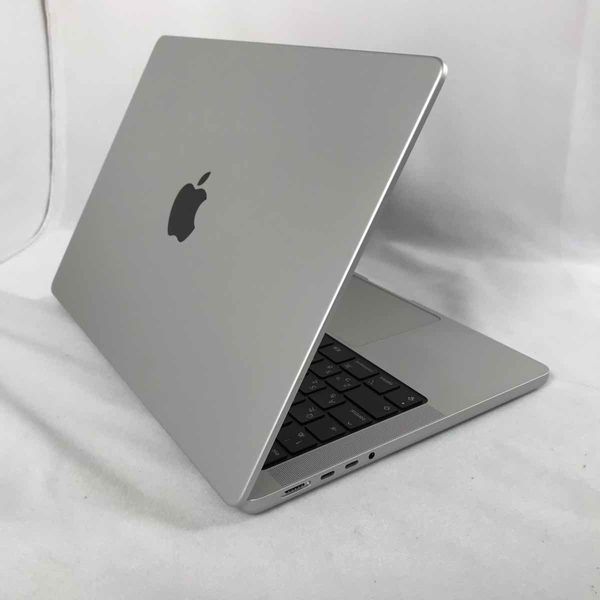 Apple Mac Book Pro 14インチ M1 Pro チップ　シルバー M1Pro搭載」Mac Book Pro 14インチレビュー：待望のプロスペック