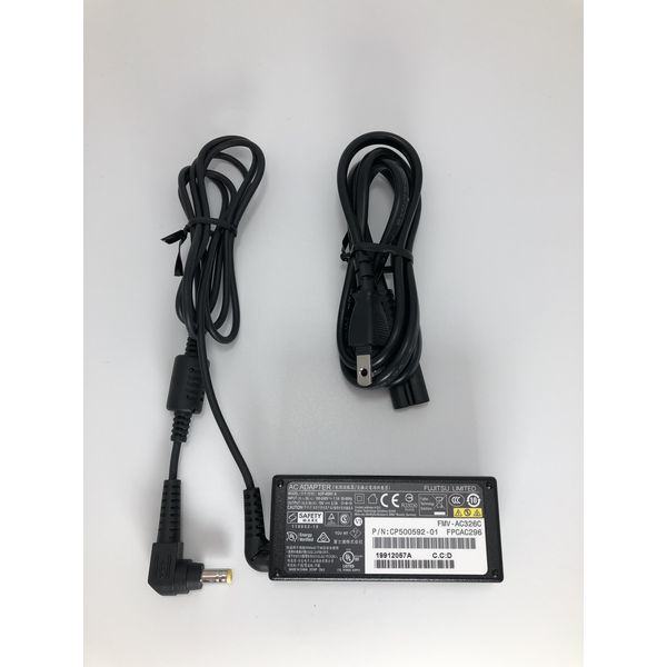 FUJITSU 〔中古〕LIFEBOOK UH75/D3 / Core i7 プロセッサー 8565U 1.8