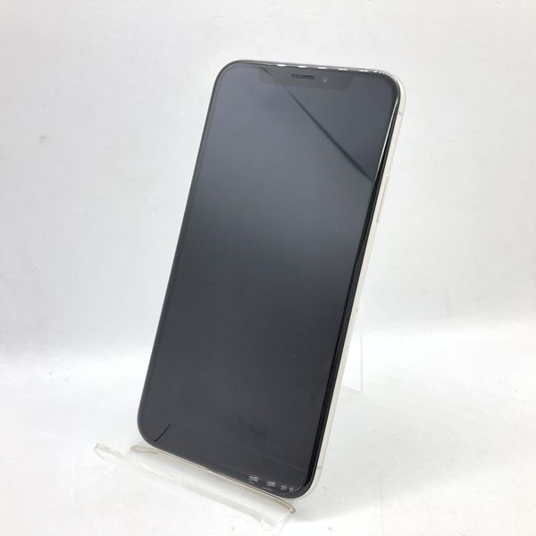 Apple SoftBank アップル/iPhone XS 64GB/MTAX2J/A/C39XC0D2KPGD/携帯電話/BCランク/75【中古】 APPLE 〔中古〕iPhone XS 64GB シルバー MTAX2J/A docomo対応