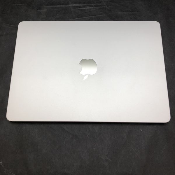 APPLE 〔中古〕MacBook Air (M2・2022) MLXY3J/A シルバー Apple M2