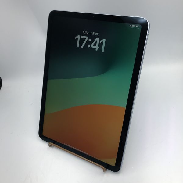 Apple iPad Air 10.9インチ 第4世代 Wi-Fi 64GB 2020年秋モデル MYFQ2J/A [