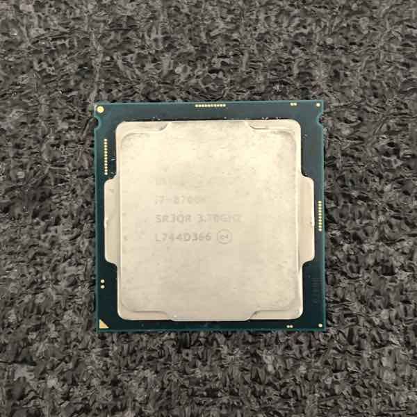 Intel Core i7 8700K バルク品 Amazon.com: Intel OEM Core i7 i7-8700K Hexa-core (6 Core