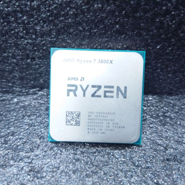 【中古】AMD Ryzen 7 3800X Amazon.com: AMD Ryzen 7 3800X 8-Core, 16-Thread Unlocked