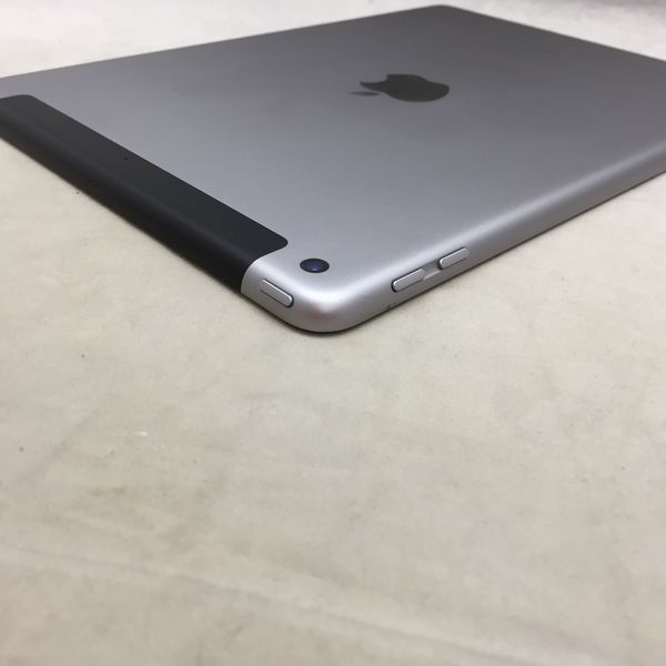 APPLE 〔中古〕iPad (第5世代) Wi-Fi+Cellular 128GB ｽﾍﾟｰｽｸﾞﾚｲ MP262J