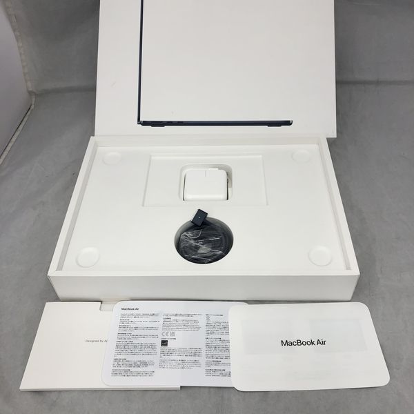 APPLE 〔中古〕MacBook Air (13-inch・M3・2024) MRXV3J/A 