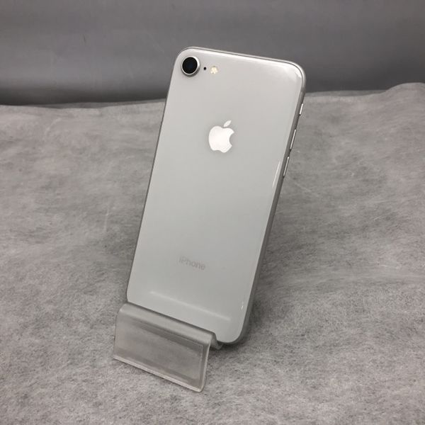 スマートフォン本体 iPhone8 64GB MQ792J/A docomo 81% iPhone 8 Apple iPhone8 MQ792J/A A1906 Docomo 本体 64GB