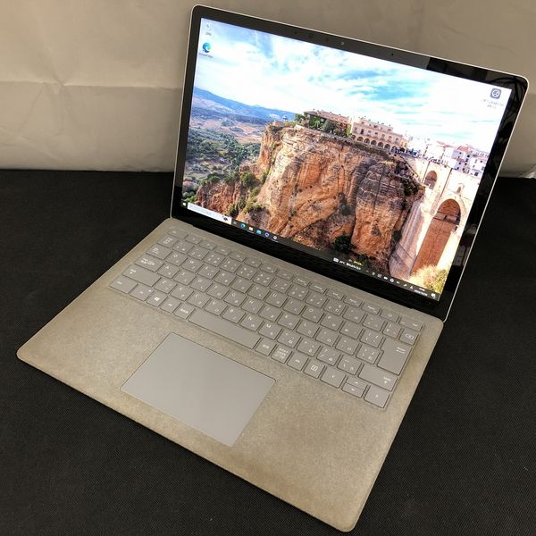 PC]2:マイクロソフト Surface Laptop 2 13.5インチ Amazon.co.jp