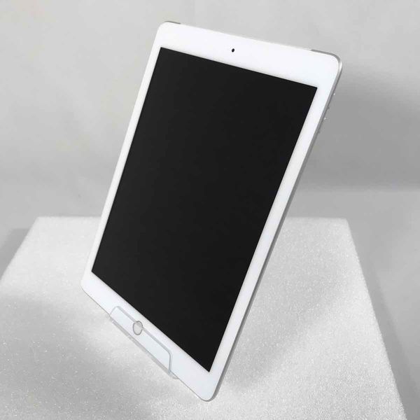 APPLE 〔中古〕iPad (第6世代) 32GB シルバー MR6P2J&frasl;A 国内SIMフリー