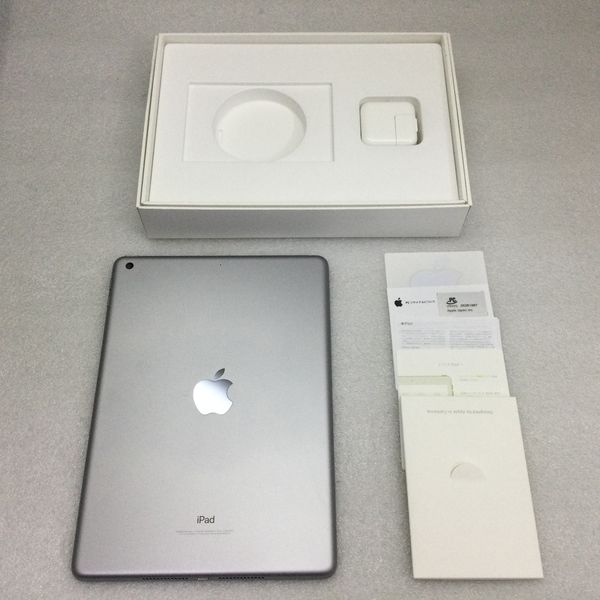 APPLE 〔中古〕iPad (第5世代) Wi-Fiモデル 32GB スペースグレイ