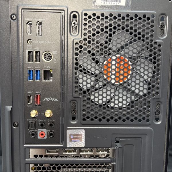 新品ケースゲーミングPC RTX4060Ti/Ryzen 7/新品SSD1TB②（ノー 