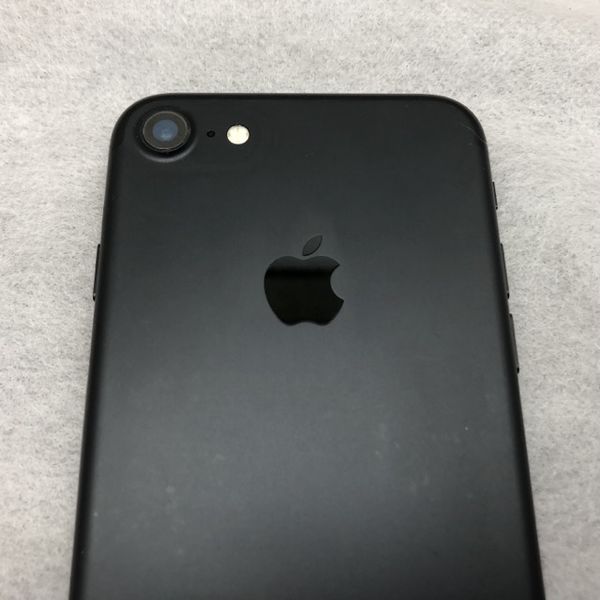 iPhone 7 128GB 本体 ブラック