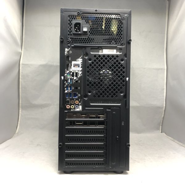 ノーブランド 〔中古〕GAMING PC AMD Ryzen 7-5800X/32GB/1TB