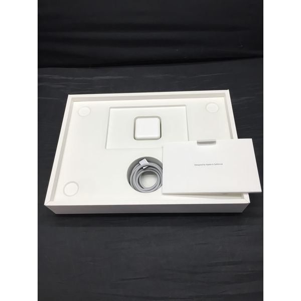 APPLE 〔中古〕MacBook Air (M2・2022) MLXX3J/A スペースグレイ APPLE