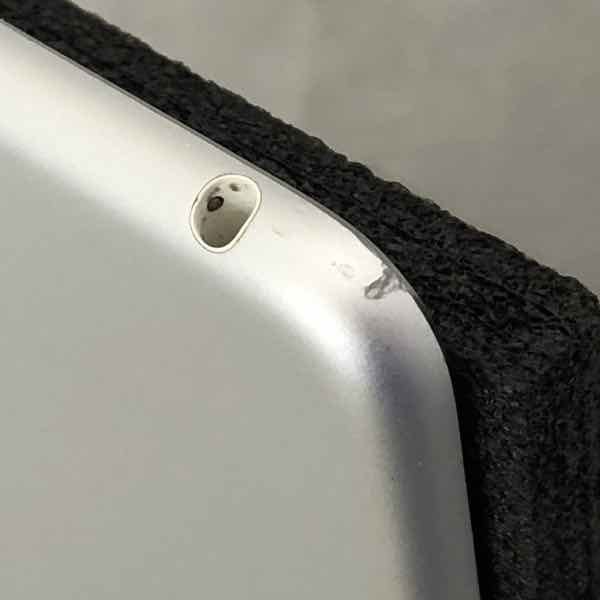 APPLE 〔中古〕iPad Air2 Wi-Fi 128GB シルバー MGTY2J/A（中古