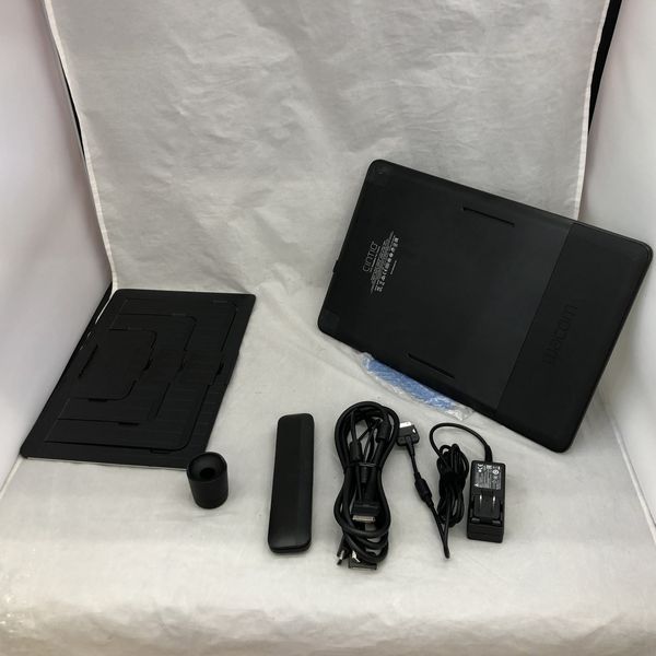 wacom cintiq13HD DTK-1301/KO 中古 WACOM 〔中古〕Cintiq 13HD DTK-1301/K0（中古保証1ヶ月間